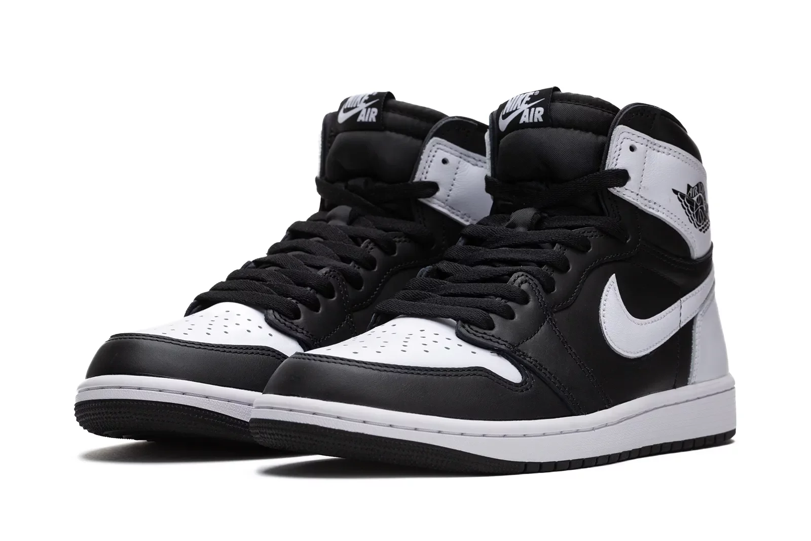 Air Jordan 1 Retro High OG "Black & White"