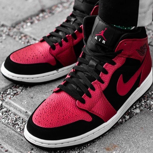 Nike Air Jordan 1 MID (554724-054)