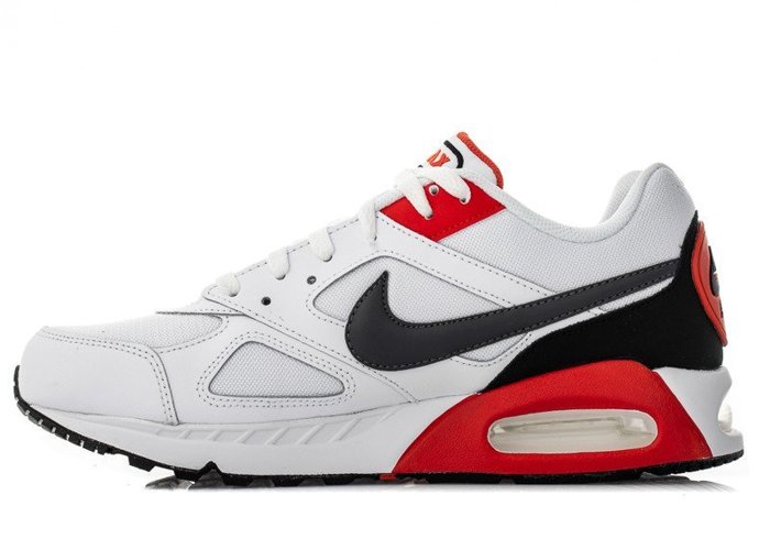 Nike Air Max Ivo (CD1540-100)