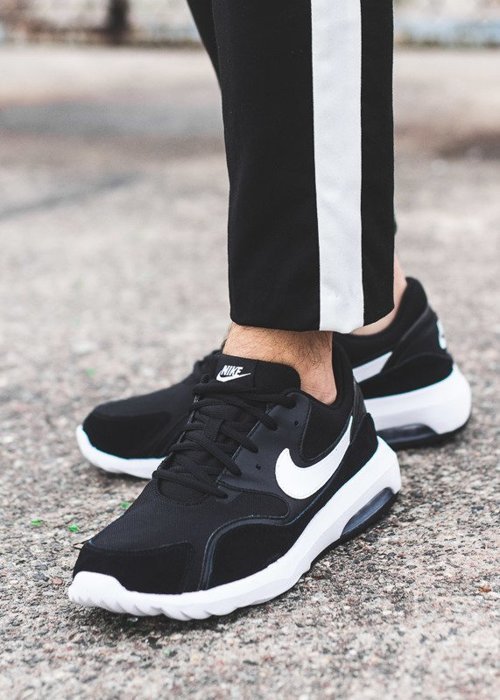 Nike Air Max Nostalgic (916781-002)