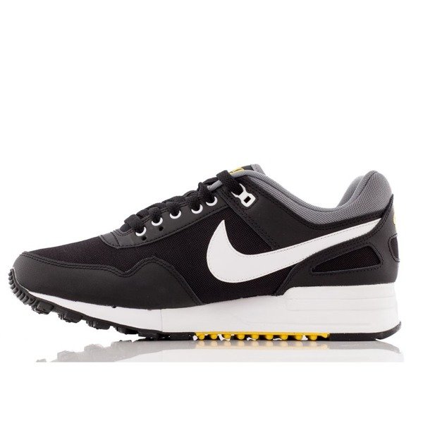 Nike Air Pegasus (908981-001)