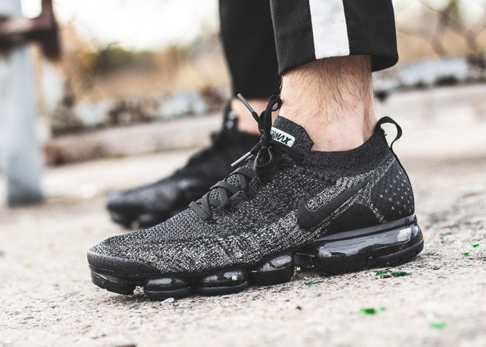 Nike Air VaporMax Flyknit 2 (942842-012)