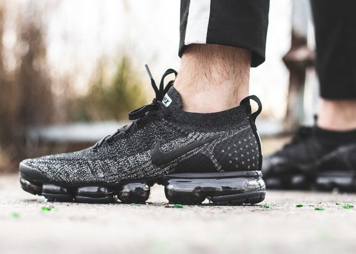 Nike Air VaporMax Flyknit 2 (942842-012)