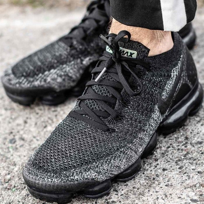 Nike Air VaporMax Flyknit 2 (942842-012)