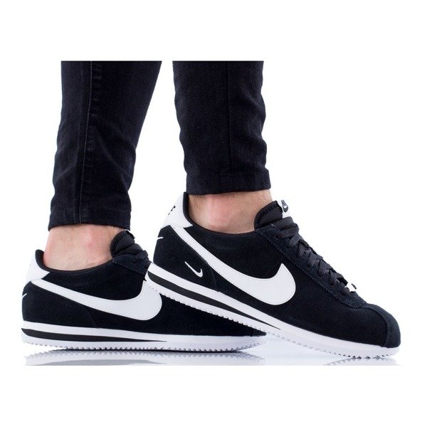 Nike Classic Cortez Basic SE (902803-003)