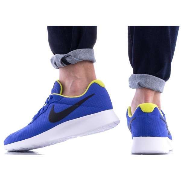 Nike Tanjun (876899-400)