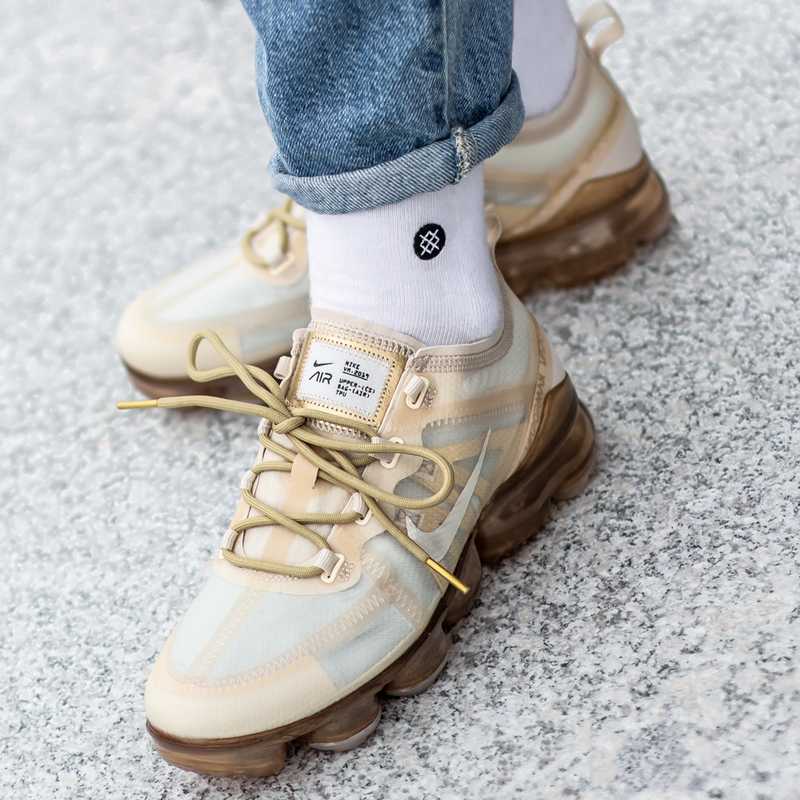 Nike W Air VaporMax 2019 (AR6632-101)