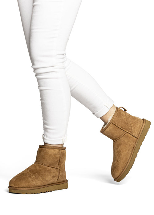 UGG W Classic Mini II (1016222-CHE)